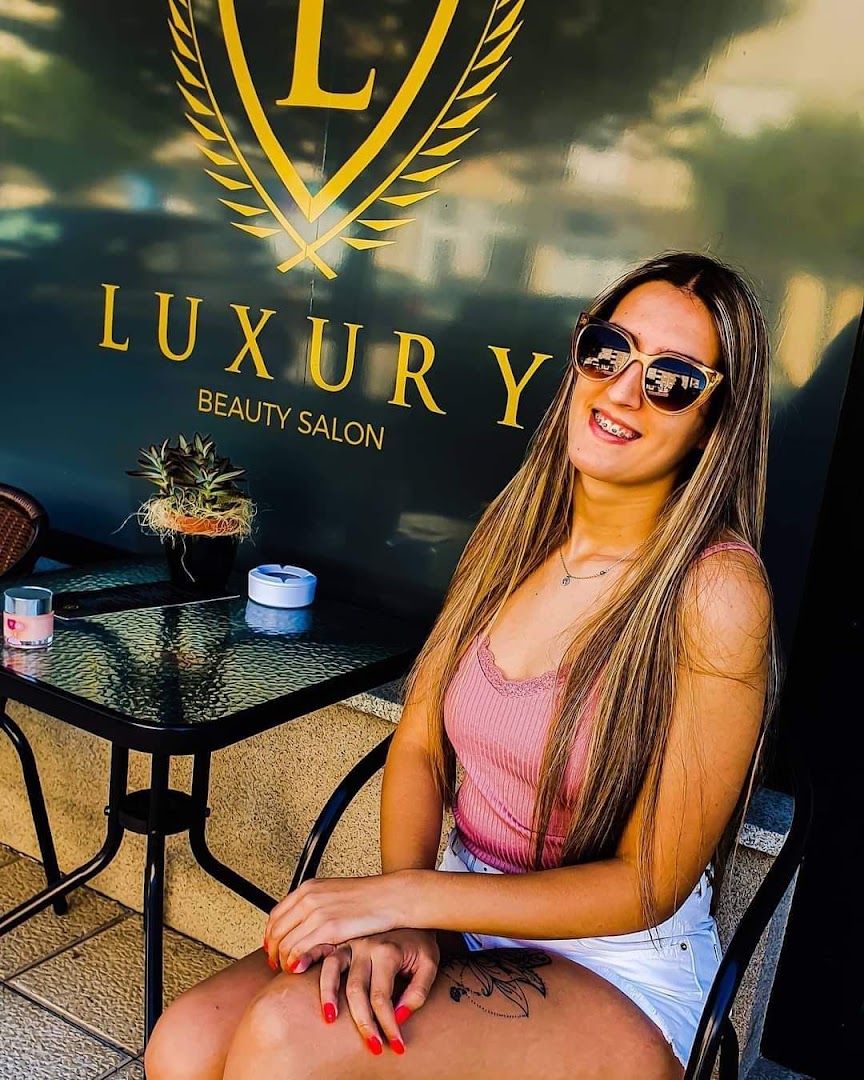 LUXURY · Fotos 5
